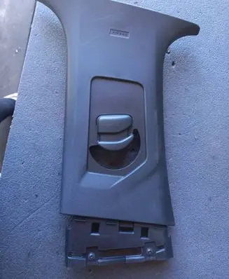 Peugeot 5008 (B) pillar trim (top) 9811675577 9818352277