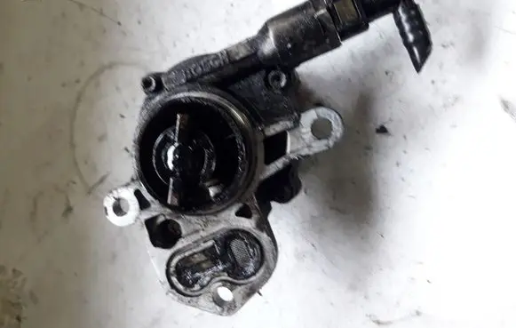 Citroen C5 Vacuum pump