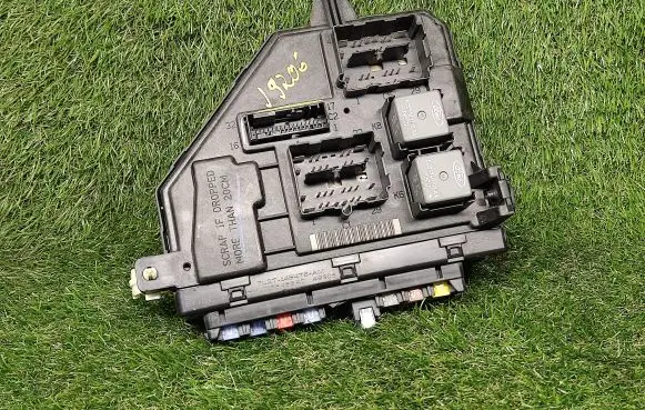 Ford Explorer Power management control unit 7L2T14B476AM