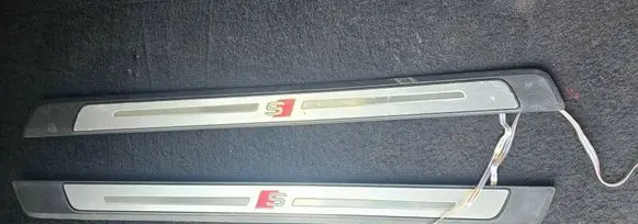 Audi A4 S4 B9 Front sill trim cover 8W0947417A 8W0947418A