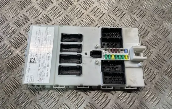 BMW X1 F48 F49 Other control units/modules 6825529