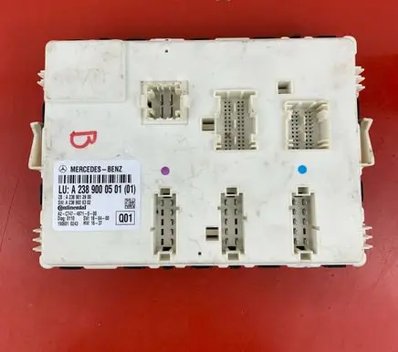 Mercedes-Benz E W238 SAM control unit A2389000501