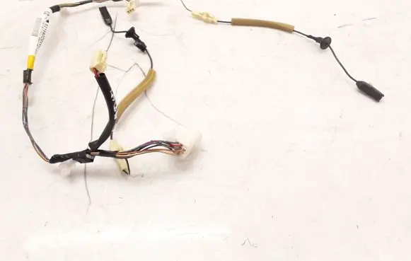 Toyota Yaris Tailgate/trunk wiring harness 821850D020C