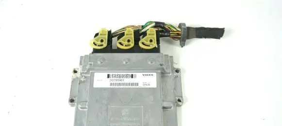 Volvo S40 Engine control unit/module ECU 30788961 ESU-411