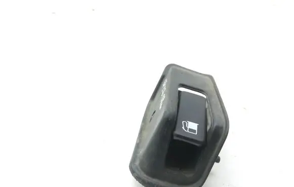 Chevrolet Epica Fuel cap release pull handle 