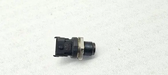Hyundai Sonata Fuel pressure sensor 