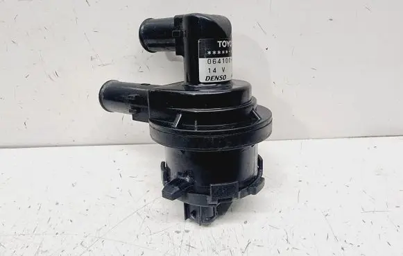 Toyota RAV 4 (XA40) Electric auxiliary coolant/water pump 8720048110