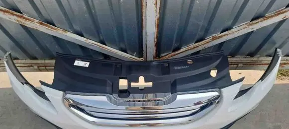 Peugeot 2008 I Front bumper 9802521077