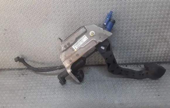 Skoda Fabia Mk2 (5J) Clutch pedal 6Q1721059AJ