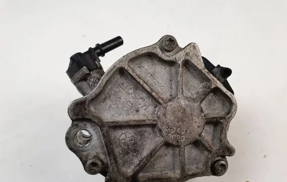 Peugeot 508 Vacuum pump 9684786780