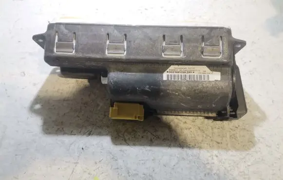 Volkswagen Touran I Passenger airbag 1T0880204A