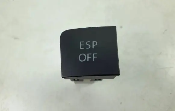 Volkswagen PASSAT B6 ESP (stability program) switch 3C0927117C 04109