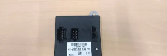Mercedes-Benz E W211 Comfort/convenience module 2115452132