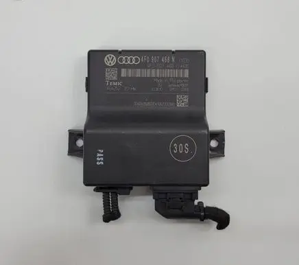 Audi A6 S6 C6 4F Gateway control module 4F0907468N 4F0907468G