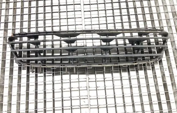 Opel Astra H Front bumper lower grill