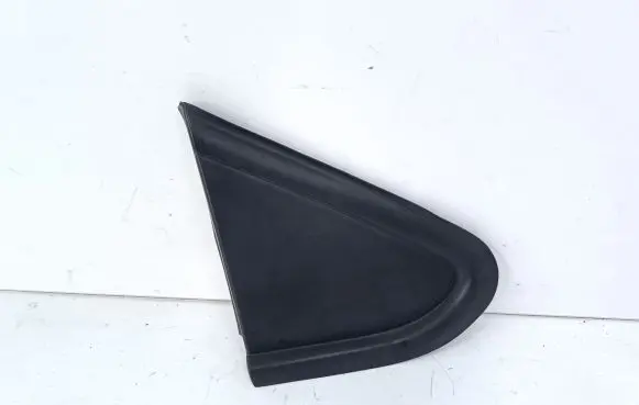 Opel Meriva B Fender end trim 