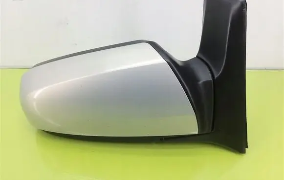 Opel Zafira B Front door electric wing mirror