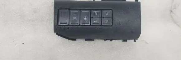 Suzuki Vitara (LY) A set of switches 7383286R1 3769053S00 3778054P90