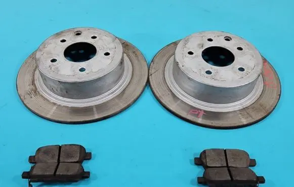 Renault Koleos I Brake discs and calipers set IMPRK1408638