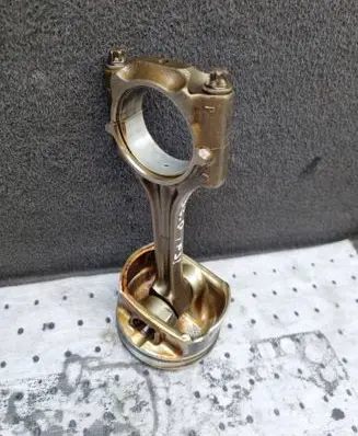 Audi A6 S6 C6 4F Piston with connecting rod 06D198401E 06D107066C 06D107066AB