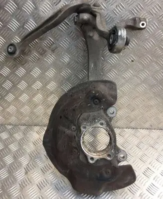Front wheel hub spindle knuckle