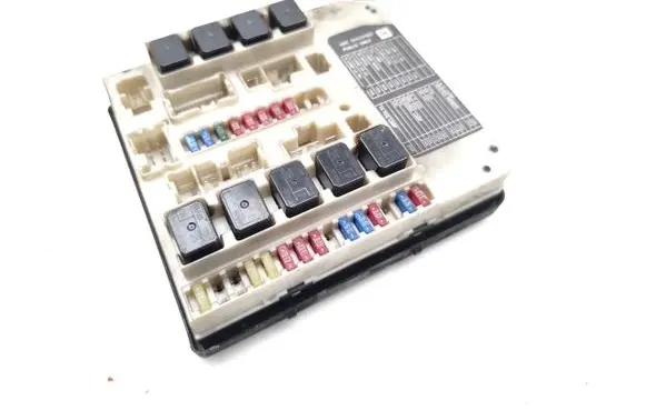 Nissan Pathfinder R51 Fuse module 284B7EB310