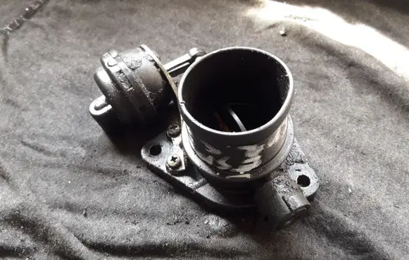 Renault Trafic II (X83) Engine shut-off valve 1123