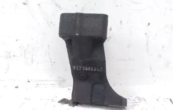 Mercedes-Benz CLS C219 Engine mounting bracket 5420960345