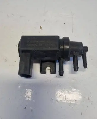 Volkswagen Golf V Turbo solenoid valve 1K0906627 04T292 70058000