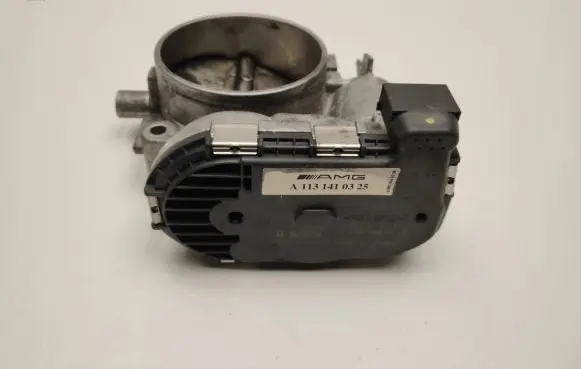 Mercedes-Benz E W211 Throttle valve A1131410325