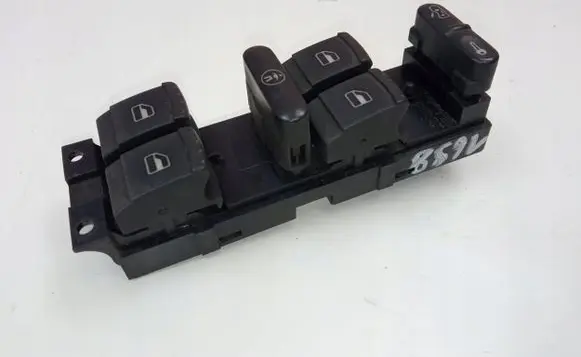 Volkswagen PASSAT B5.5 Electric window control switch