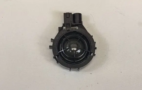 Audi A3 S3 8V Front door high frequency speaker 8V0035399C 64732
