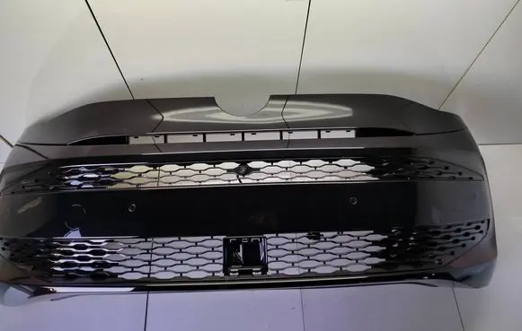 Volkswagen Multivan T7 Front bumper