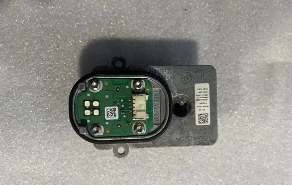 Mercedes-Benz C W205 LED ballast control module 1305715284