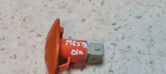 Ford Fiesta Front fender indicator light 93BG13K309AD F6DB13K309AB