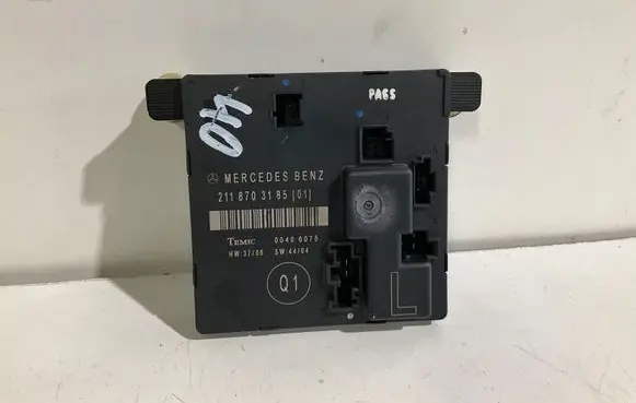 Mercedes-Benz E W211 Door control unit/module 2118703185 00406075 SW44404