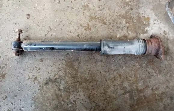 KIA Sportage Rear shock absorber/damper 553112Y450
