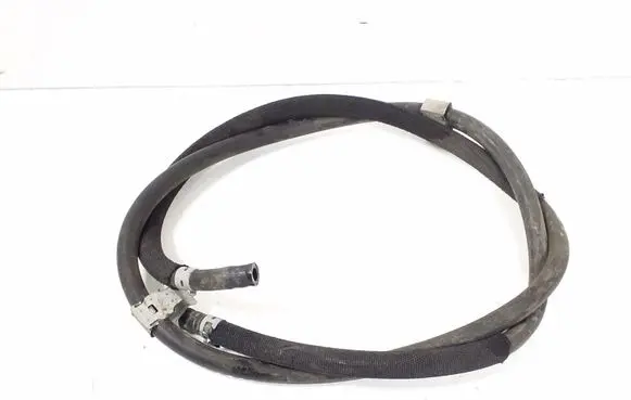 Mercedes-Benz E W212 Engine coolant pipe/hose A2048300996