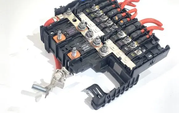 Land Rover Range Rover Evoque L551 Fuse box set K8D214N073AC