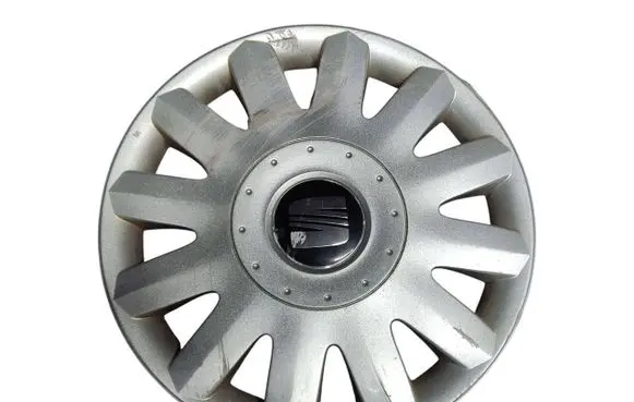 Seat Alhambra (Mk1) R15 wheel hub/cap/trim 7M7601147