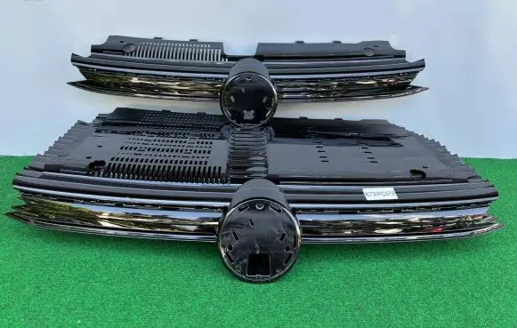 Volkswagen Golf VIII Front grill 5H0853655N