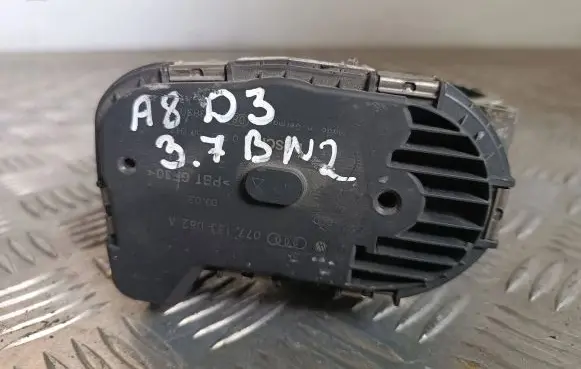 Audi A8 S8 D3 4E Throttle valve 077133062A