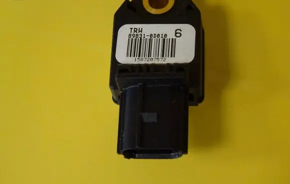 Toyota Yaris Airbag deployment crash/impact sensor 89831-0D010