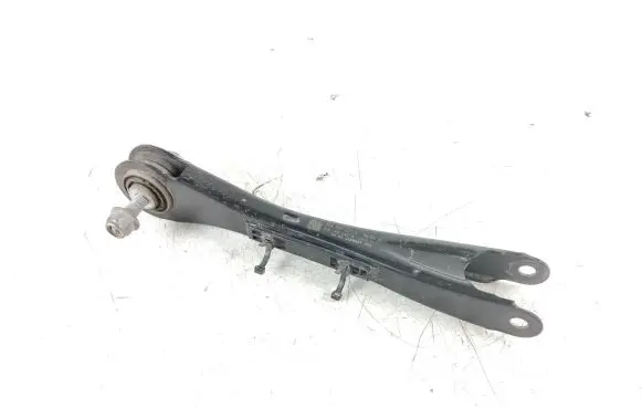 Rear control arm