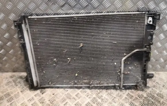 Mercedes-Benz E W212 A/C cooling radiator (condenser) 2045000254 A2045000254