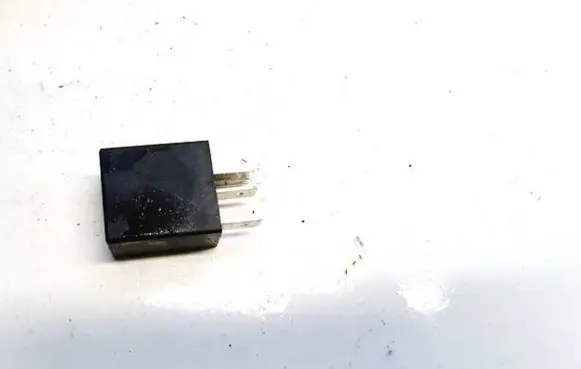 Alfa Romeo 156 Other relay 46520421 a727