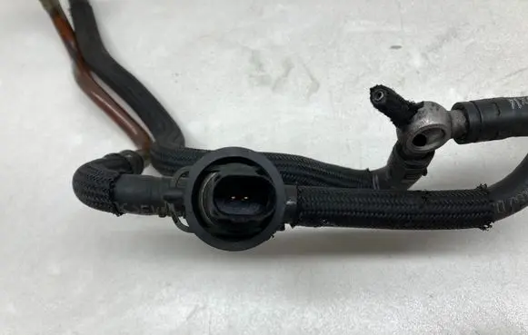 Audi A6 S6 C6 4F Fuel line/pipe/hose 059130300CA