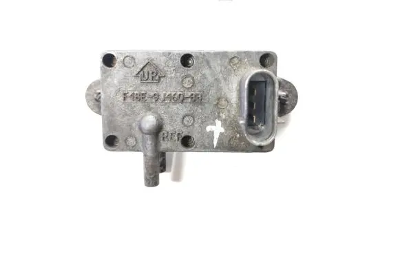 Ford Mondeo MK II Air pressure sensor F48E9J460BB