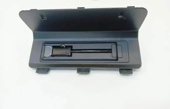 Honda CR-V USB socket connector 
