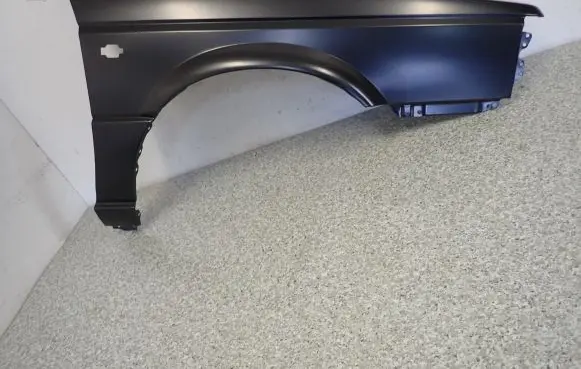Nissan Sunny Fender